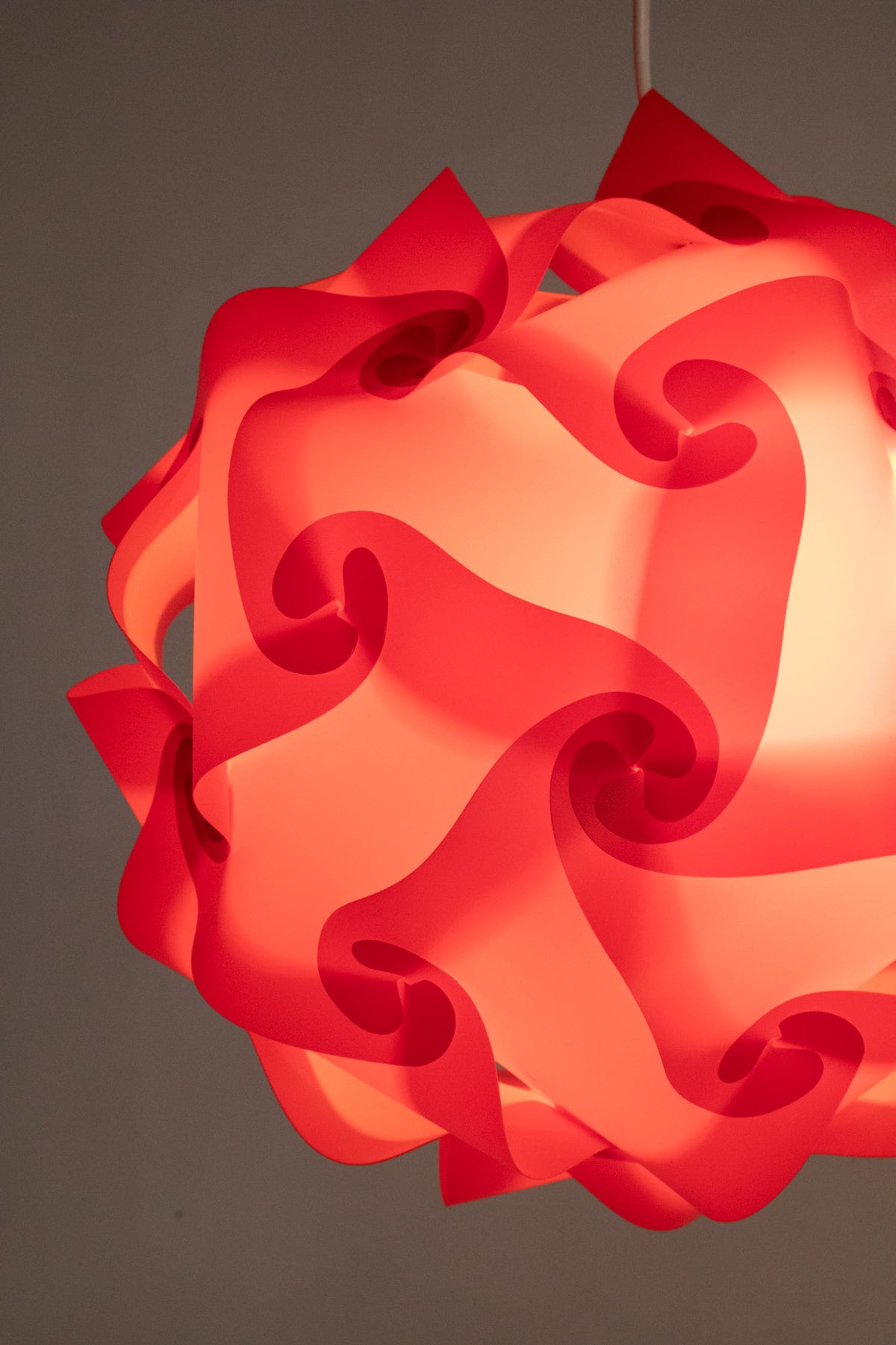 Large Puzzle Lamp in Red