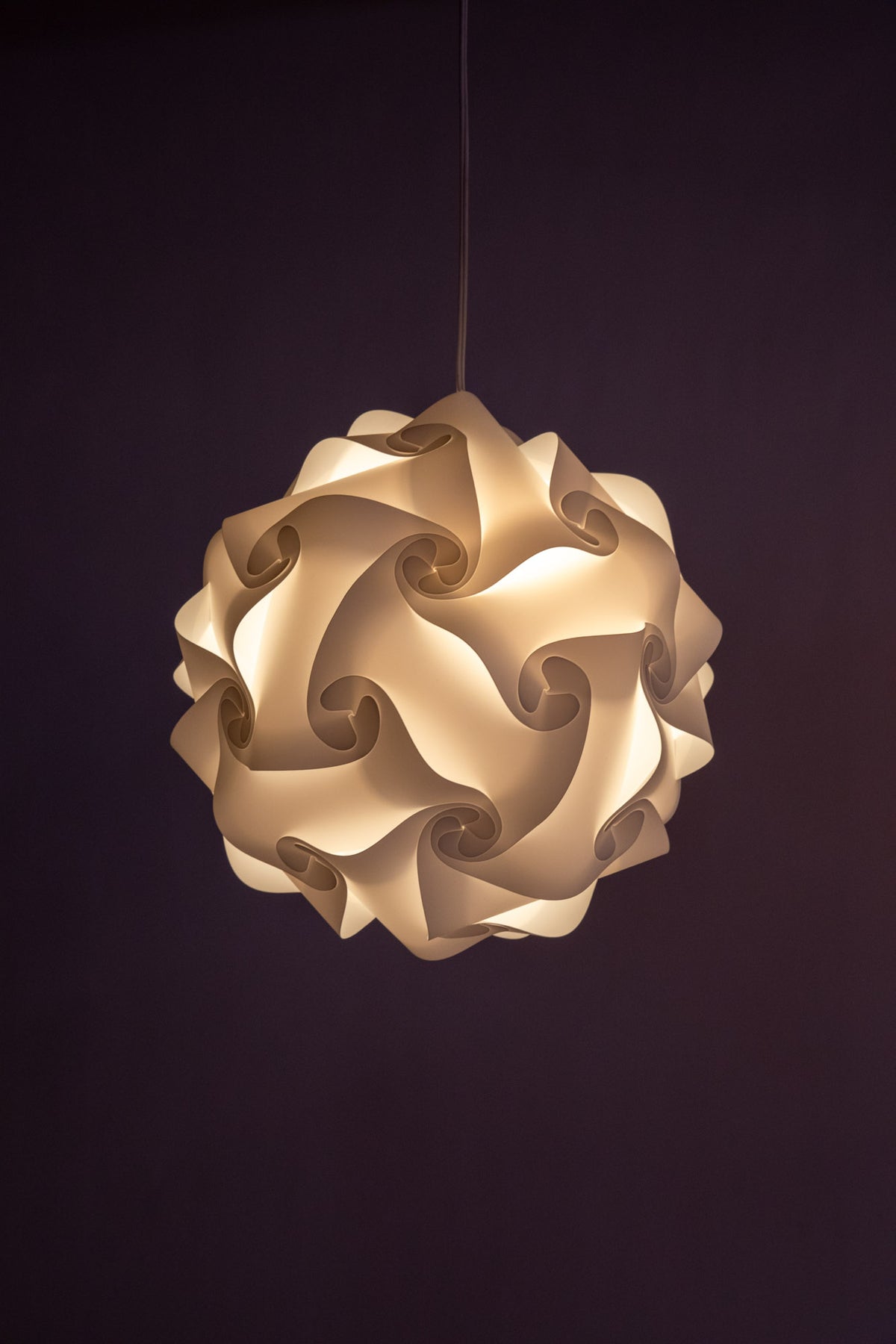Medium Puzzle Lamp in White