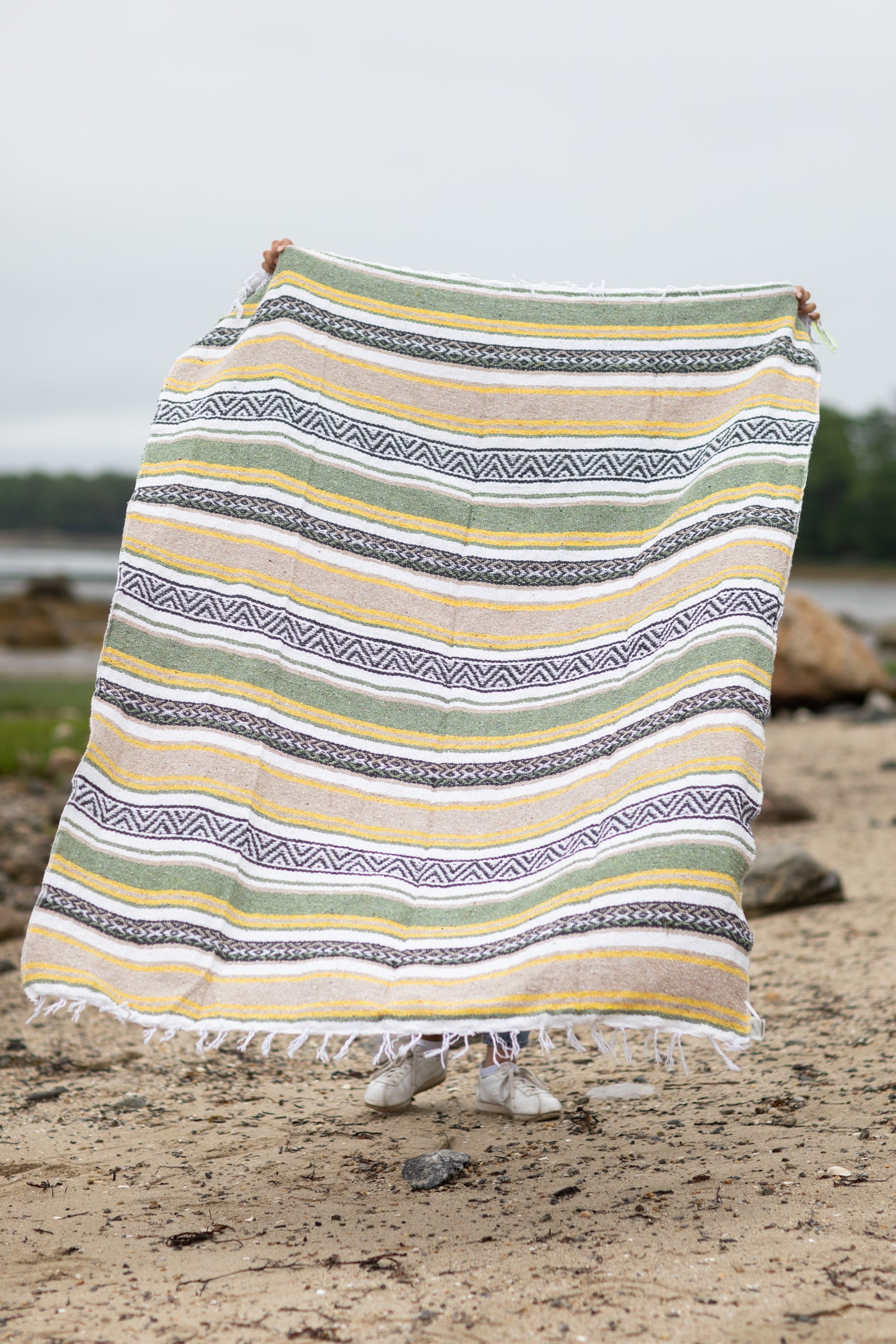 Mexican falsa blanket in green and yellow