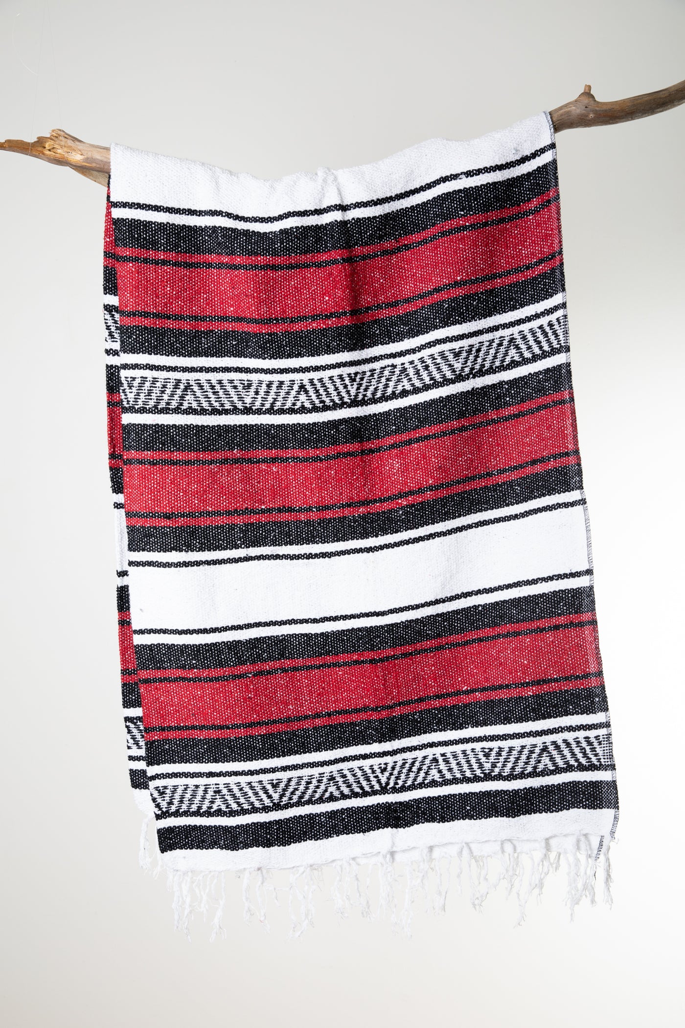 Mexican falsa blanket in red
