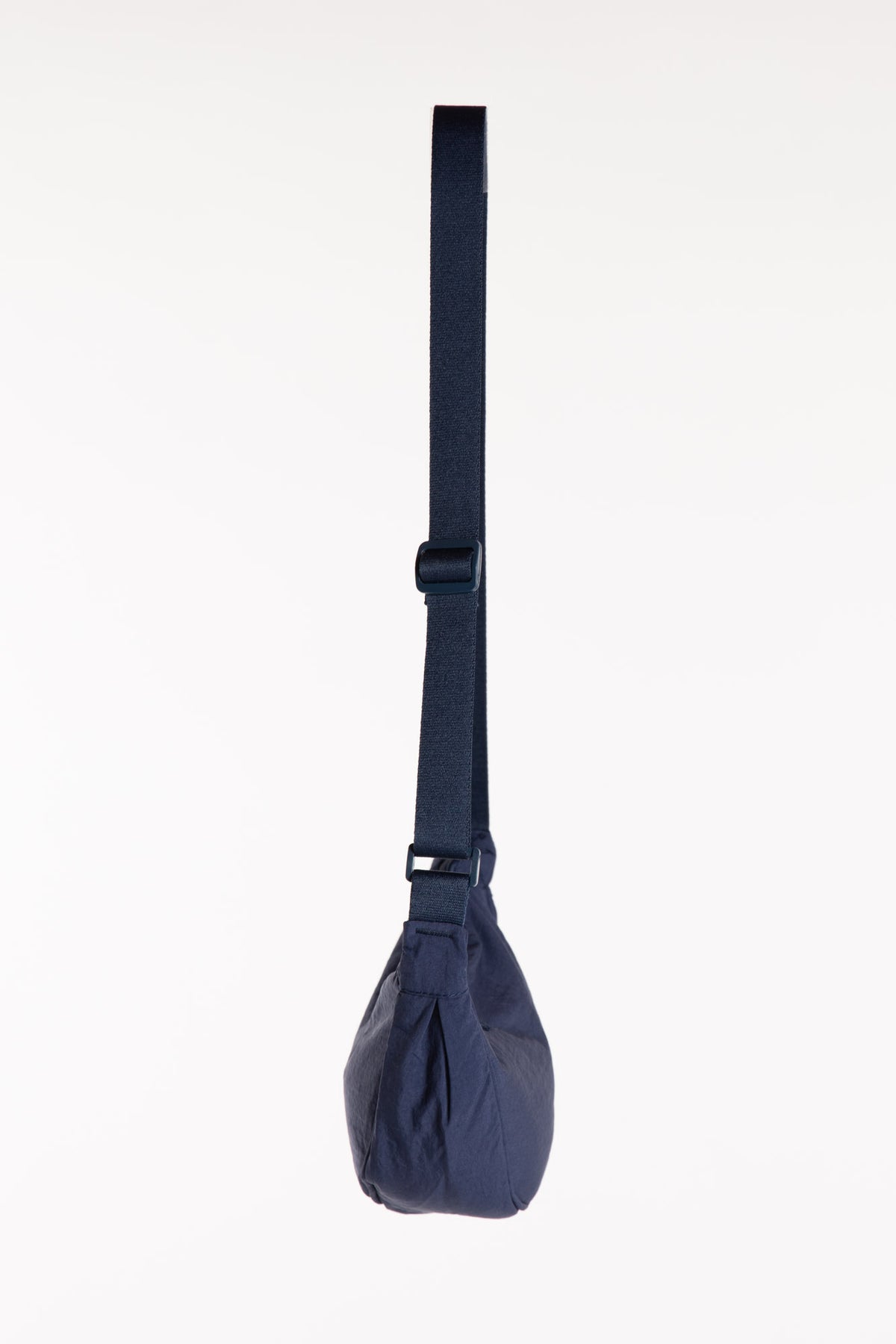 The Samui Shoulder Bag in Navy