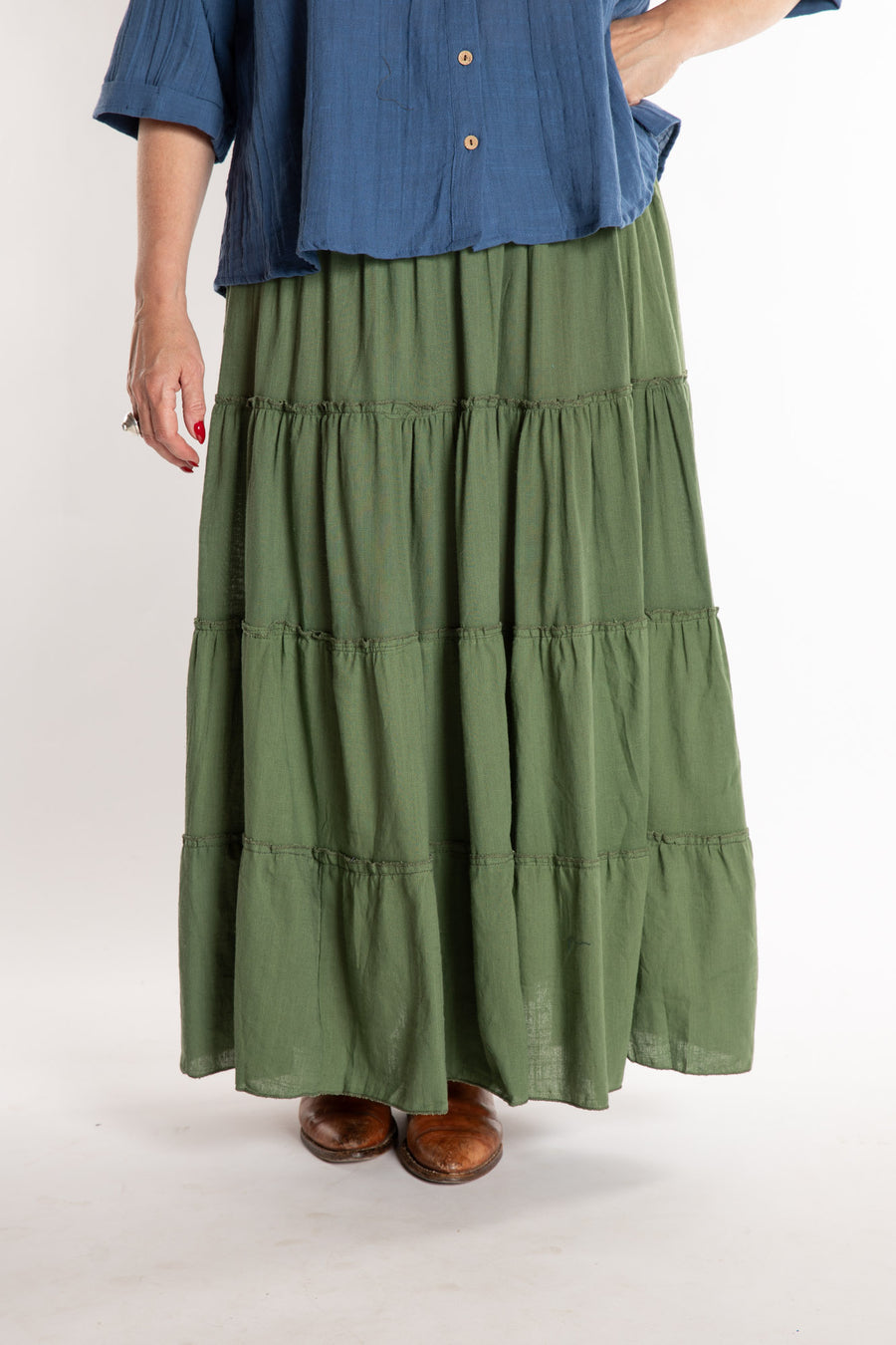 Susan is wearing the Saramati Cotton Prairie Skirt in Green