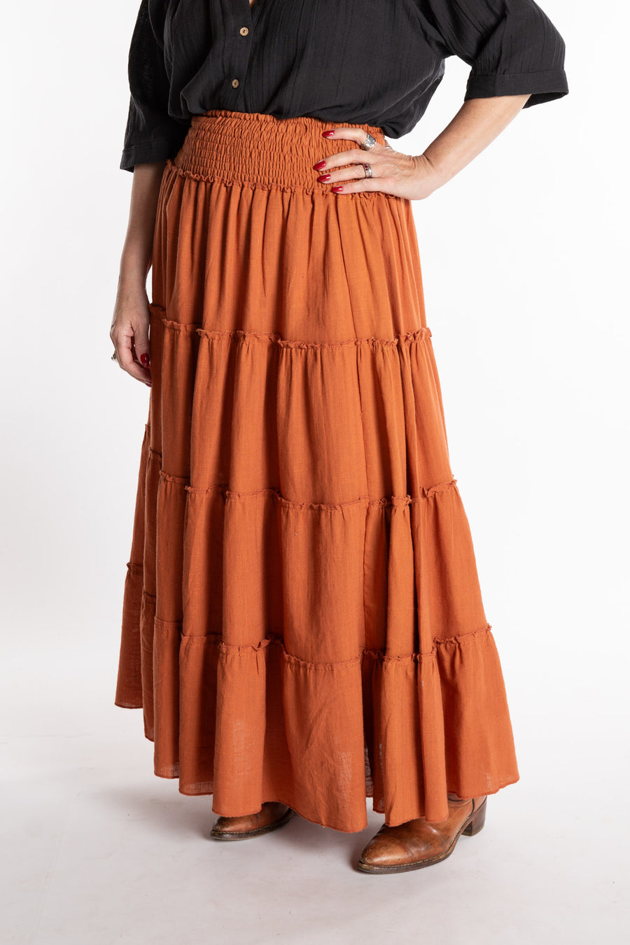 Susan is wearing the Saramati Cotton Prairie Skirt in Terracotta