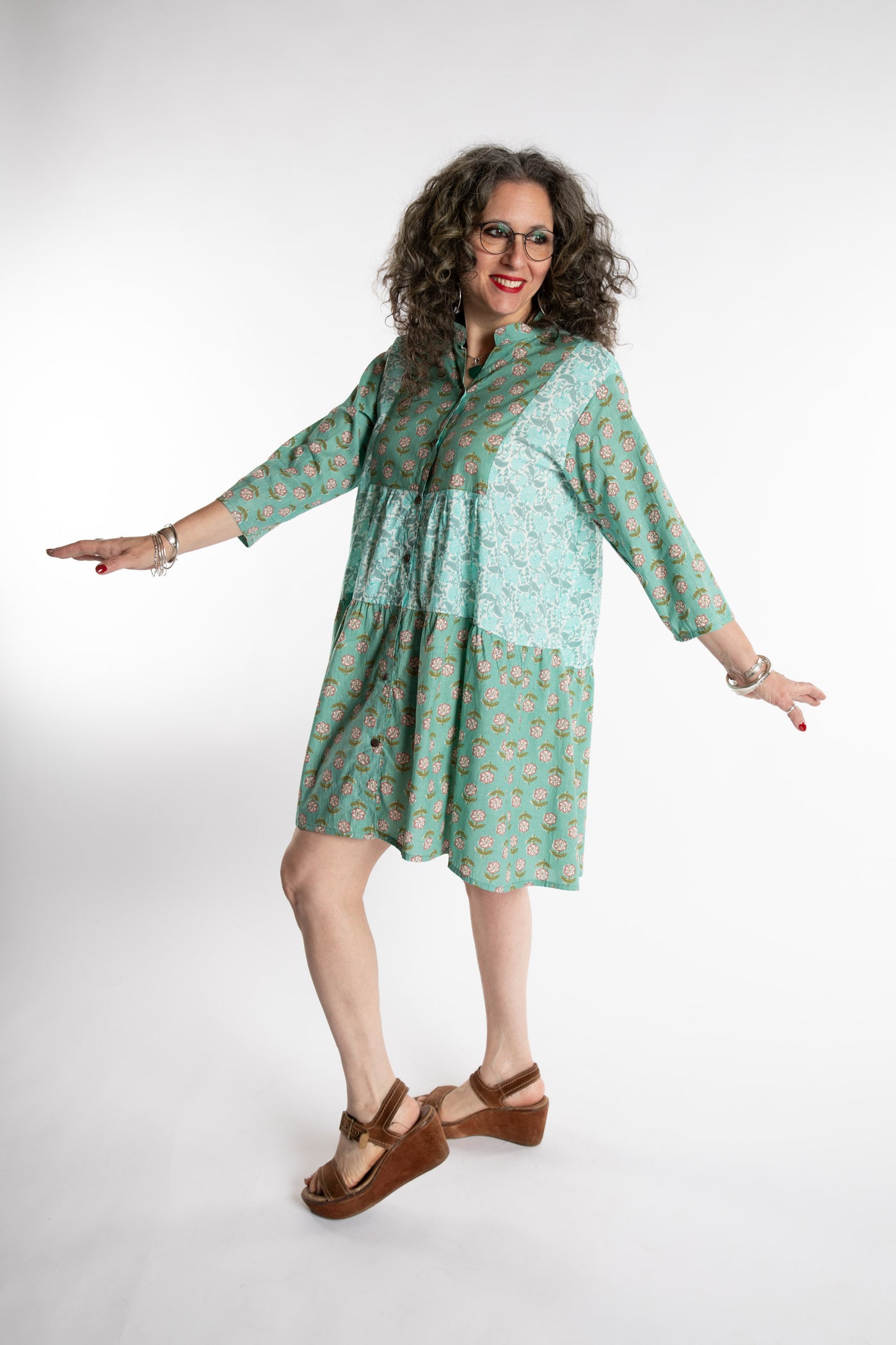 Susan is wearing the one size Shivani Tonal Cotton Tunic in Aquamarine