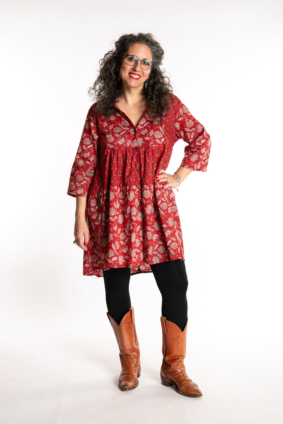 Susan is wearing the Shivani Tonal Cotton Tunic in Red
