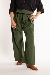 Susan is wearing the Thai Fisherman Pocket Pants in Olive