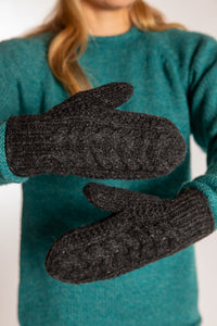 Sophie is wearing the Wharfside Cable Knit Wool Mittens in Charcoal
