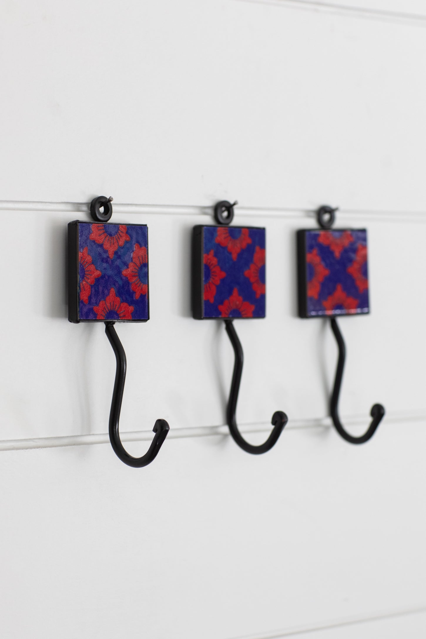 2x2 Ceramic Tile Hook Trio