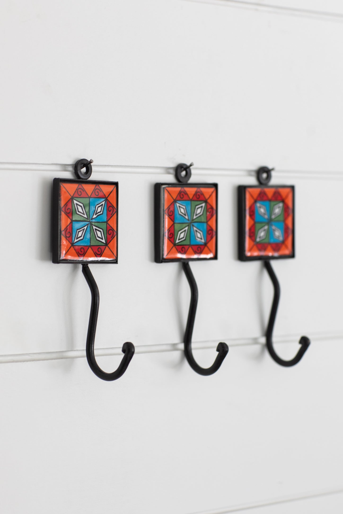 2x2 Ceramic Tile Hook Trio