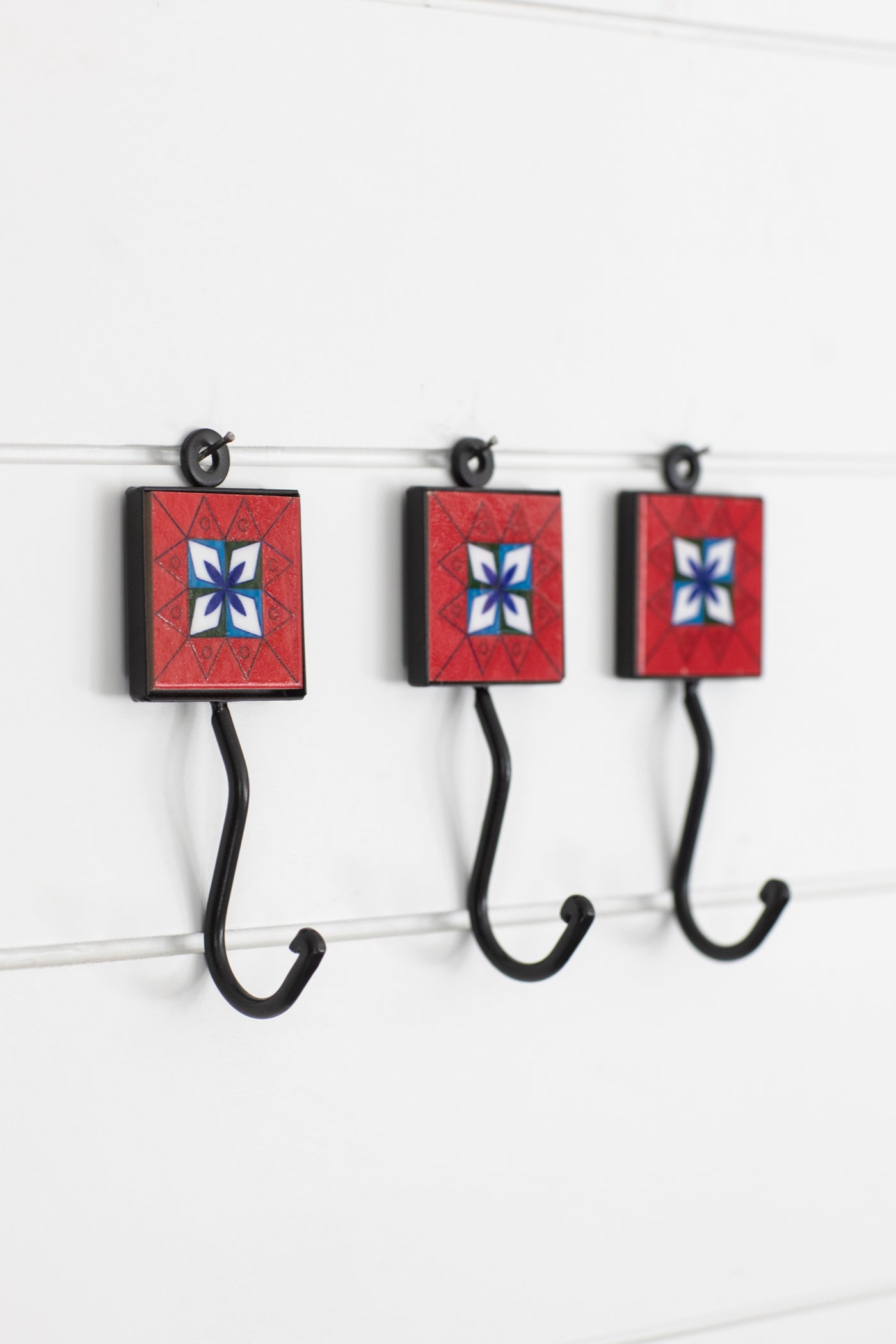 2x2 Ceramic Tile Hook Trio