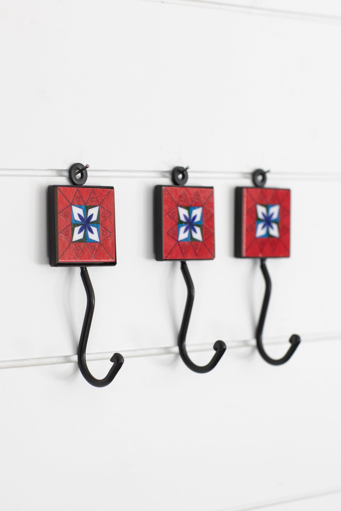 2x2 Ceramic Tile Hook Trio