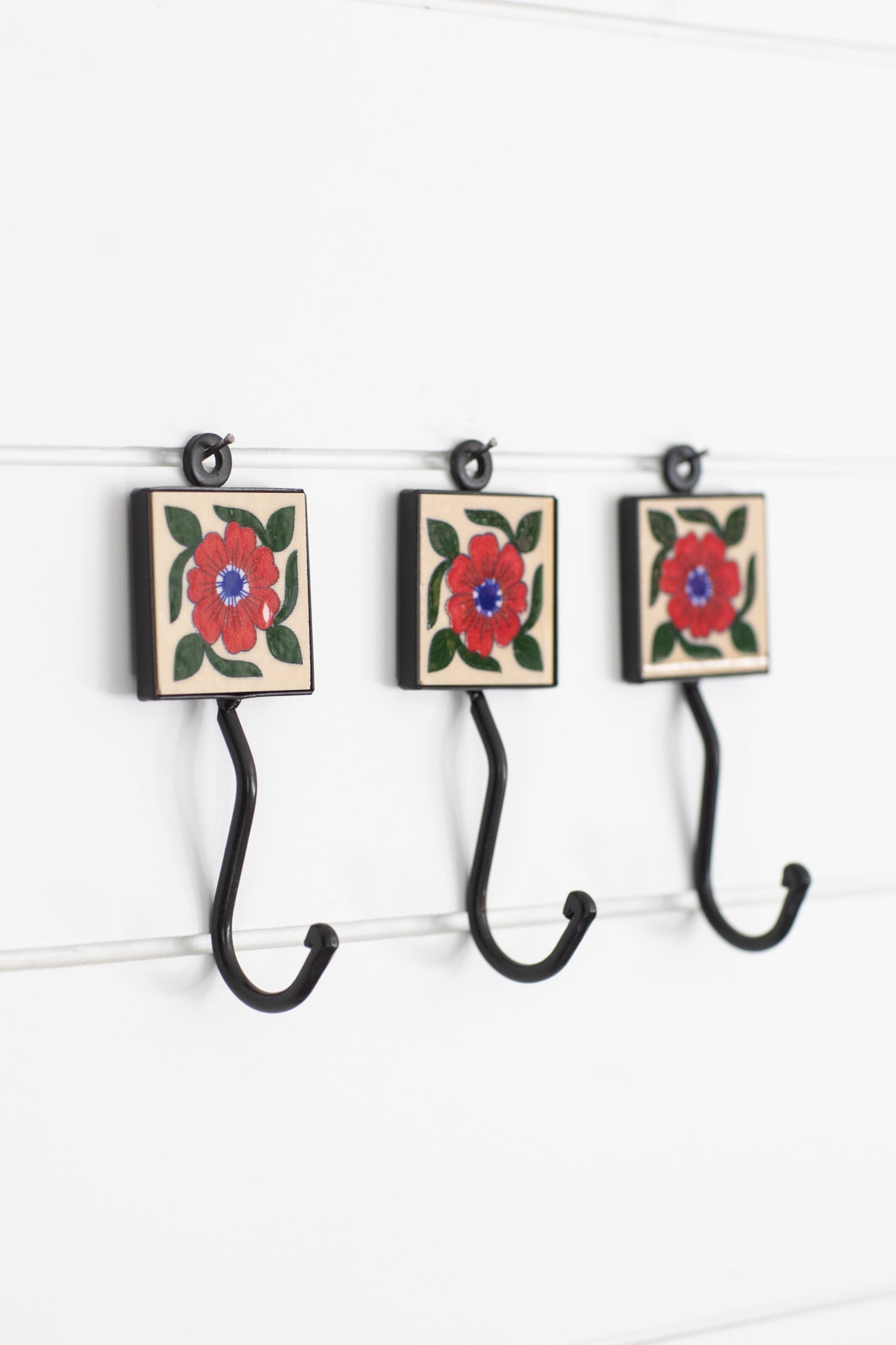 2x2 Ceramic Tile Hook Trio