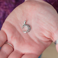 celtic-crescent-moon-pendant