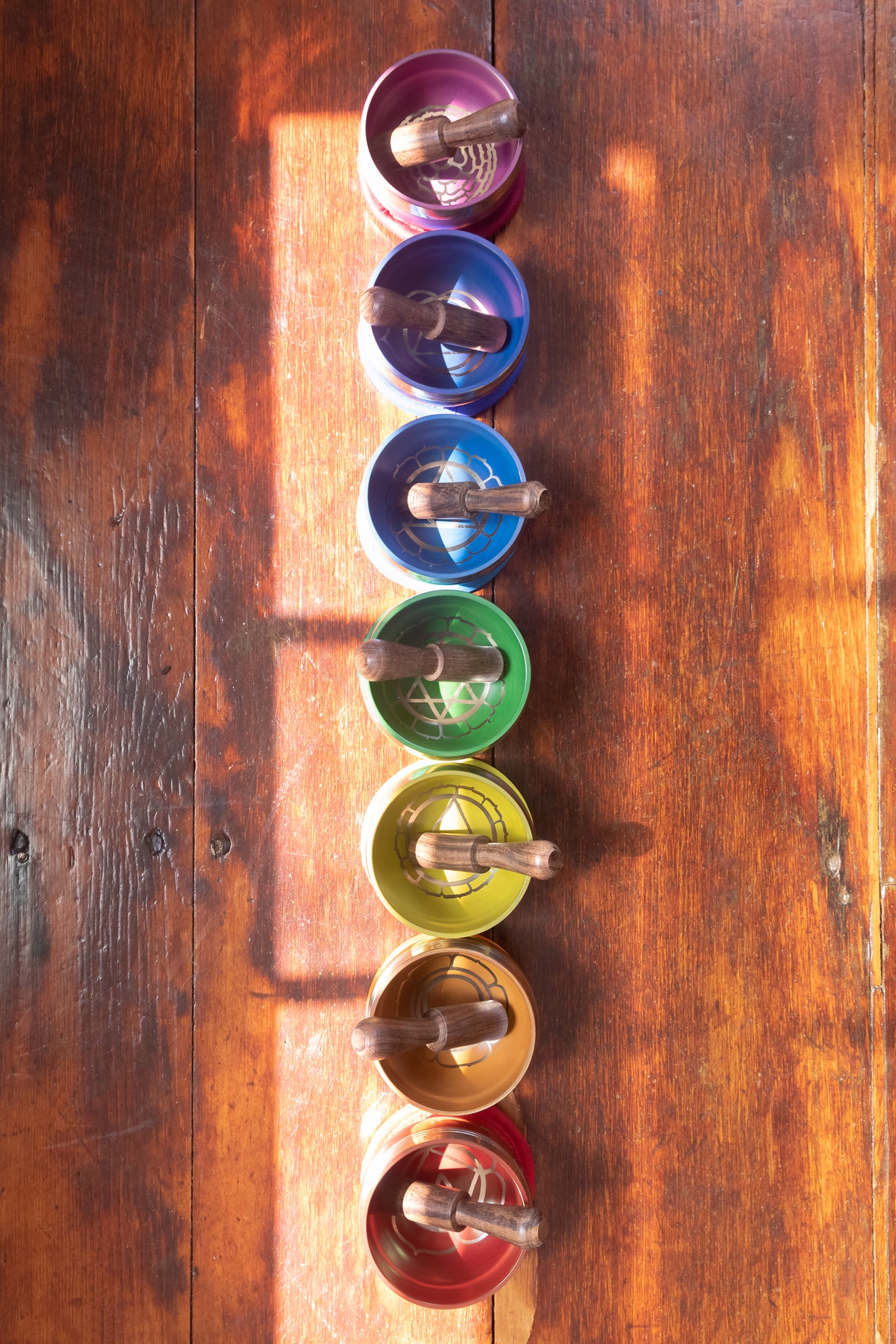 Chakra Singing Bowl With Silk Case