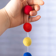 Felt Pom Pom Strand