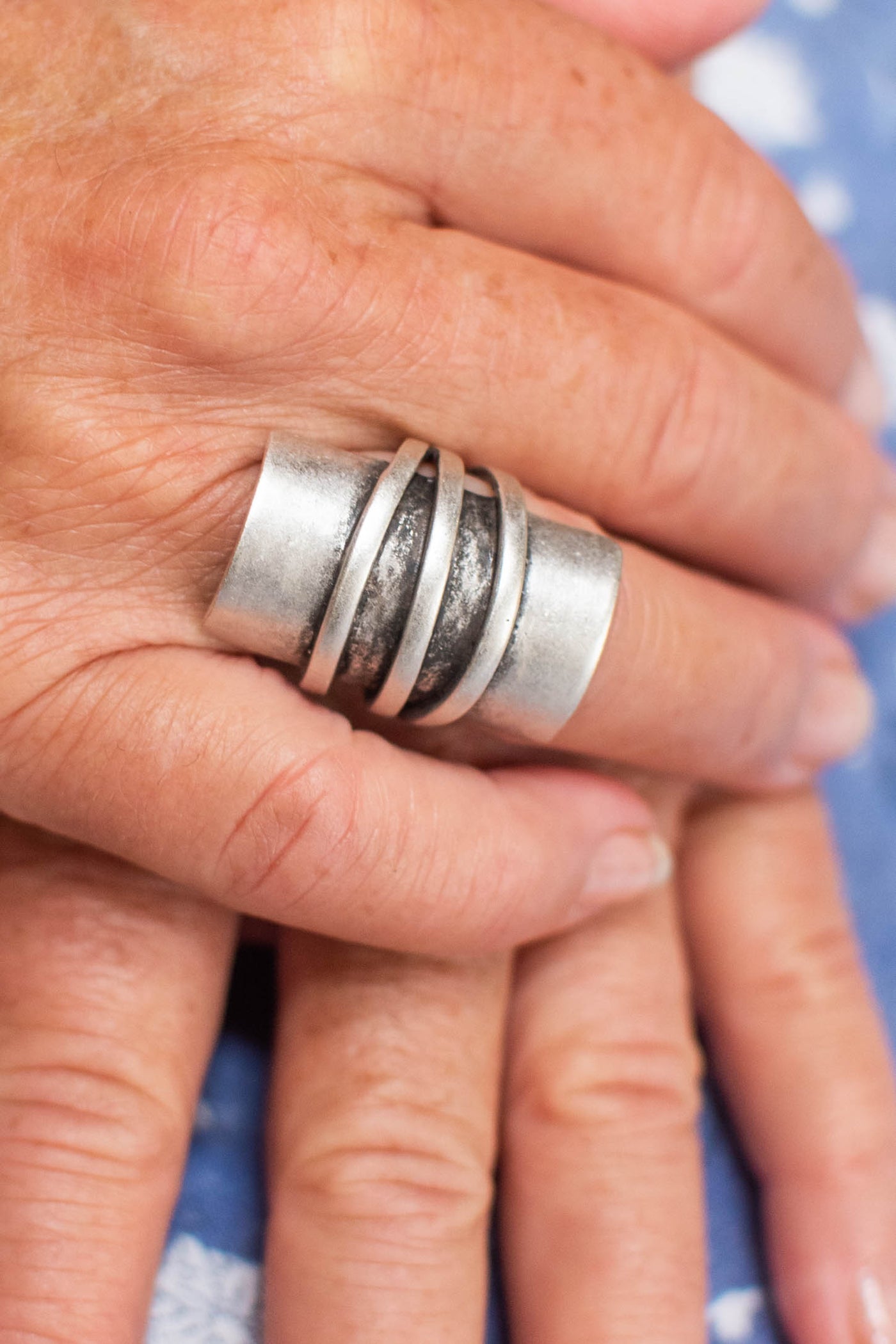 Tubular Trio Adjustable Zamak Ring