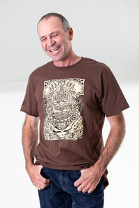 Ross is wearing size L Grateful Dead t shirt