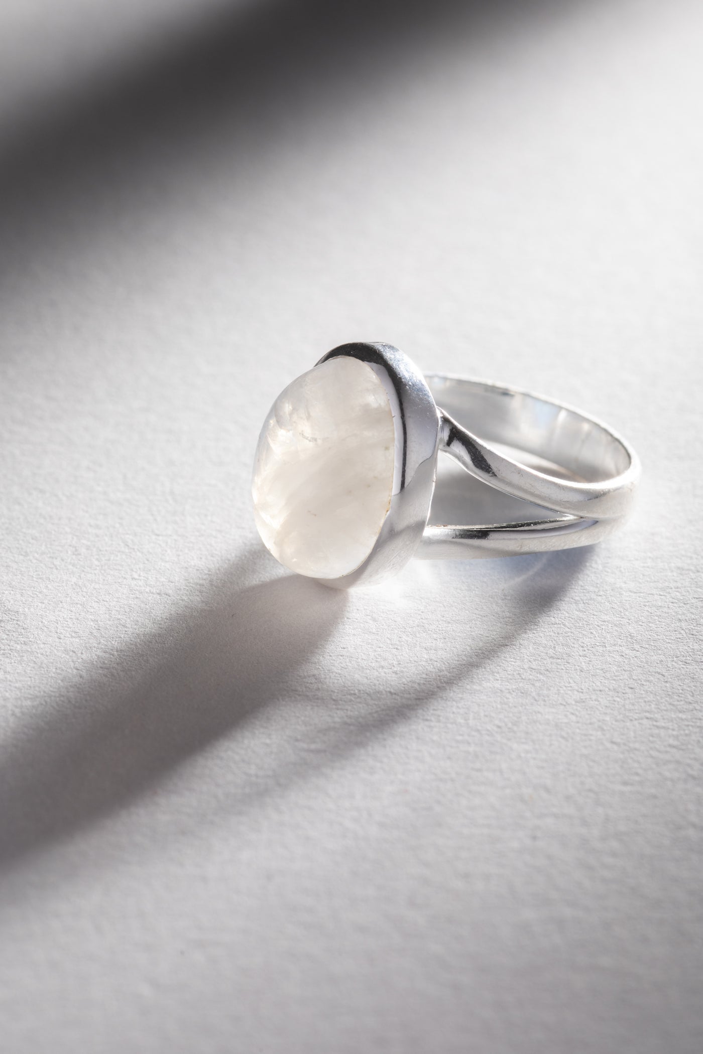 Ananda Rainbow Moonstone Ring