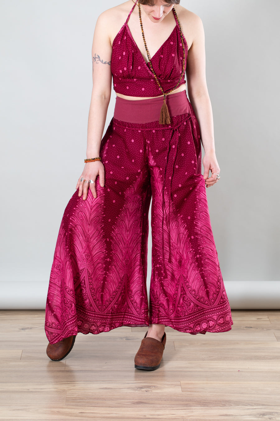 Feather Print Harmony Gaucho Pants