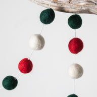 Felt Pom Pom Strand