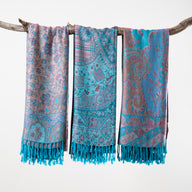 Kani Inspired Reversible Fringe Shawl