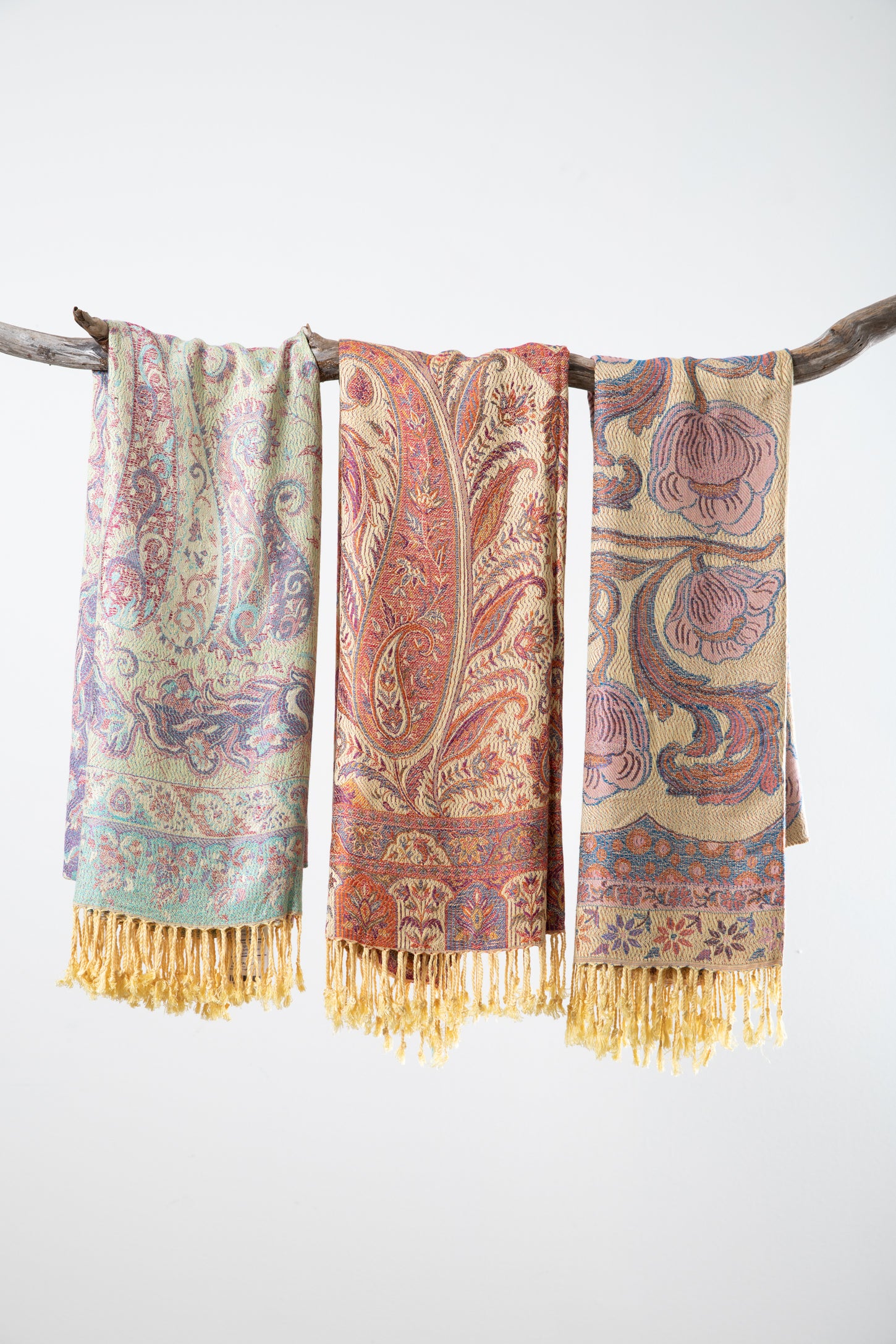 Kani Inspired Reversible Fringe Shawl
