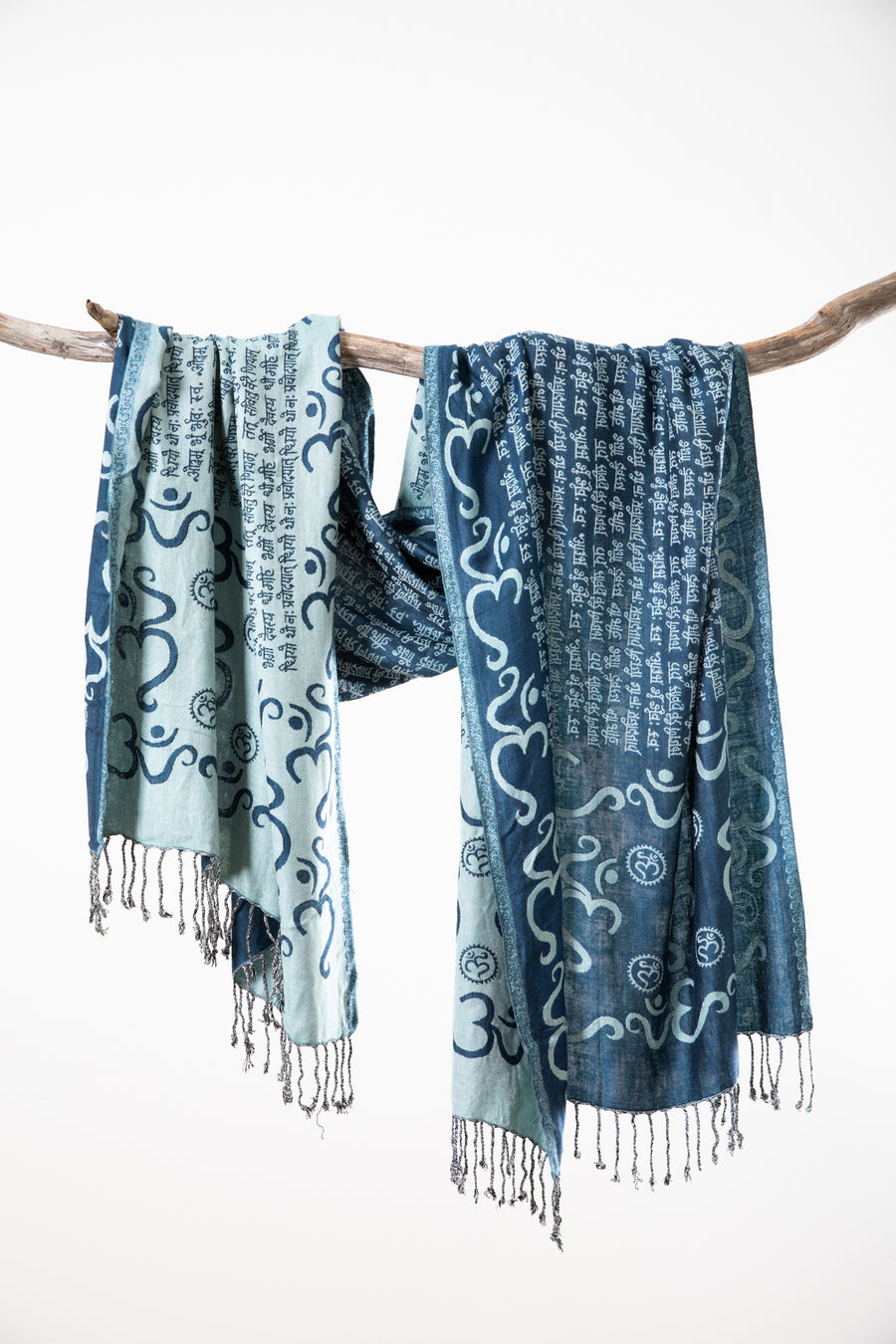 Ohm Patterned Reversible Fringe Shawl