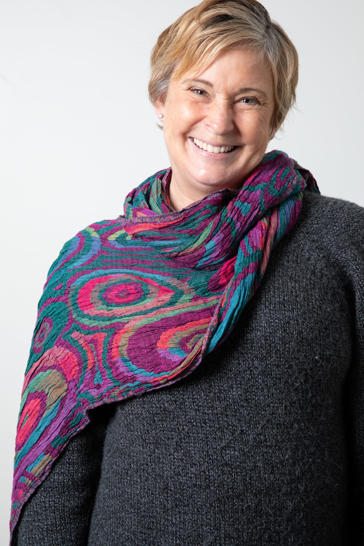 Stretchy scarf clearance