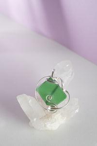 Ornate Wrapped Seaglass Pendant in Green