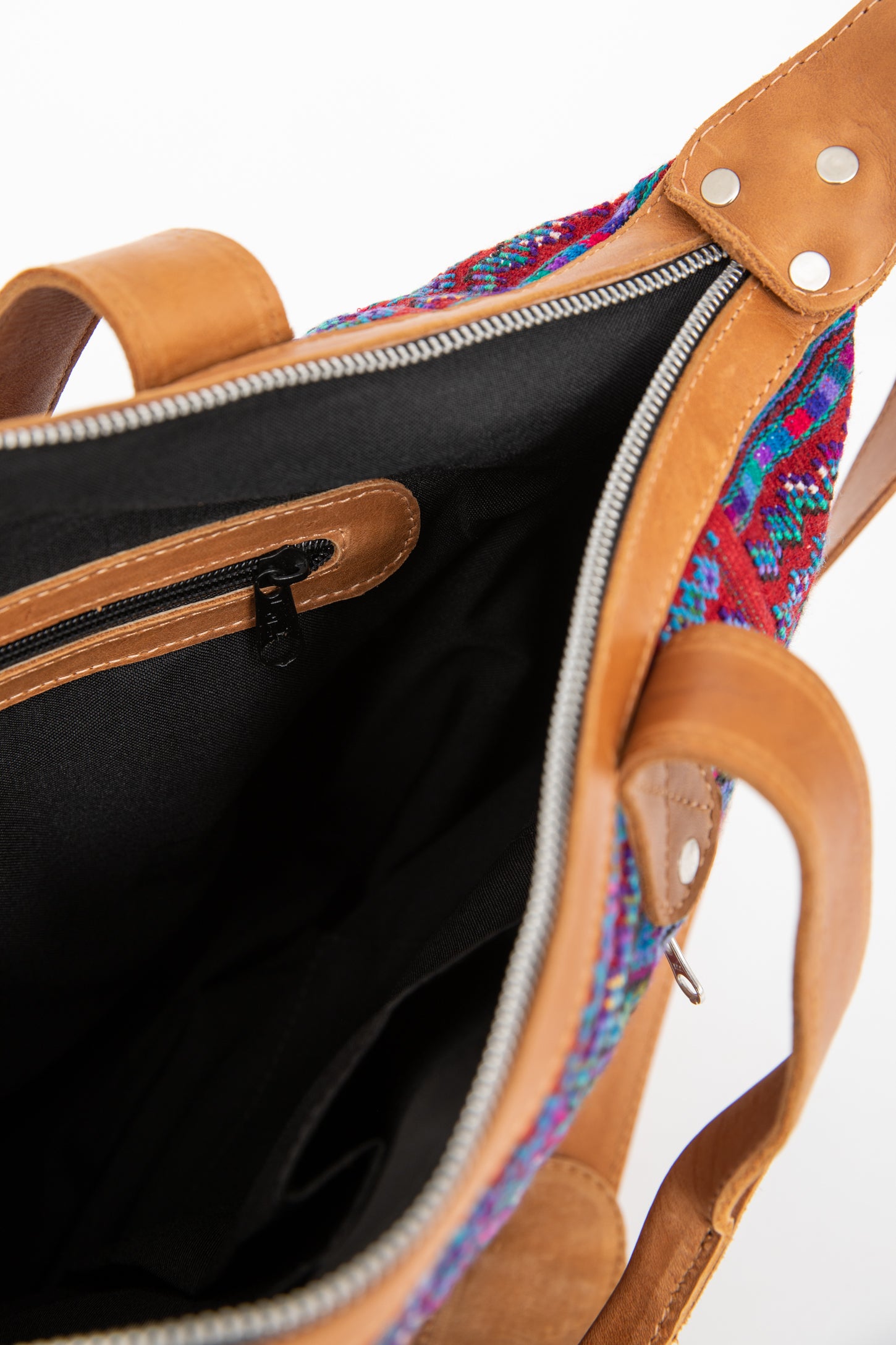 Vajero handbags store