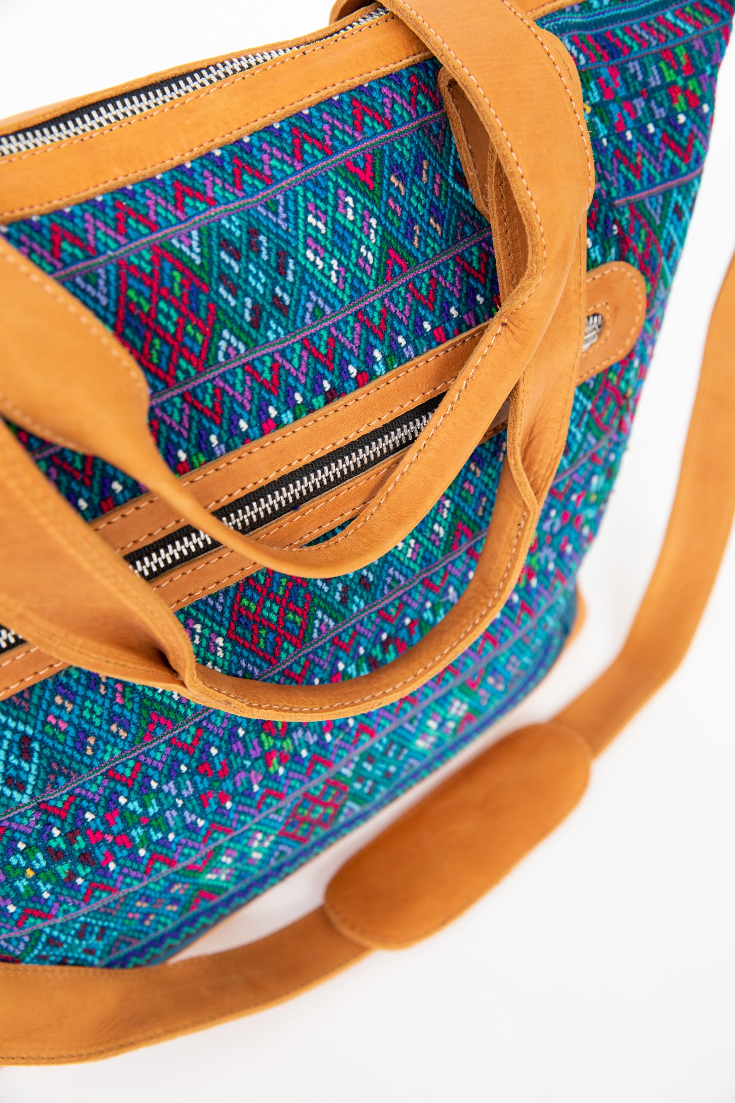 Vajero ladies sales travel handbag